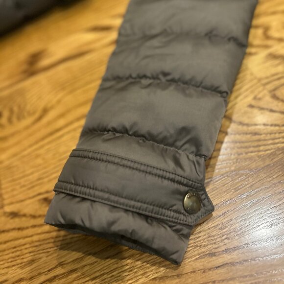 Burberry Brit Women’s Down Puffer Jacket – Size Small (Mink Grey) - Picture 6 of 9